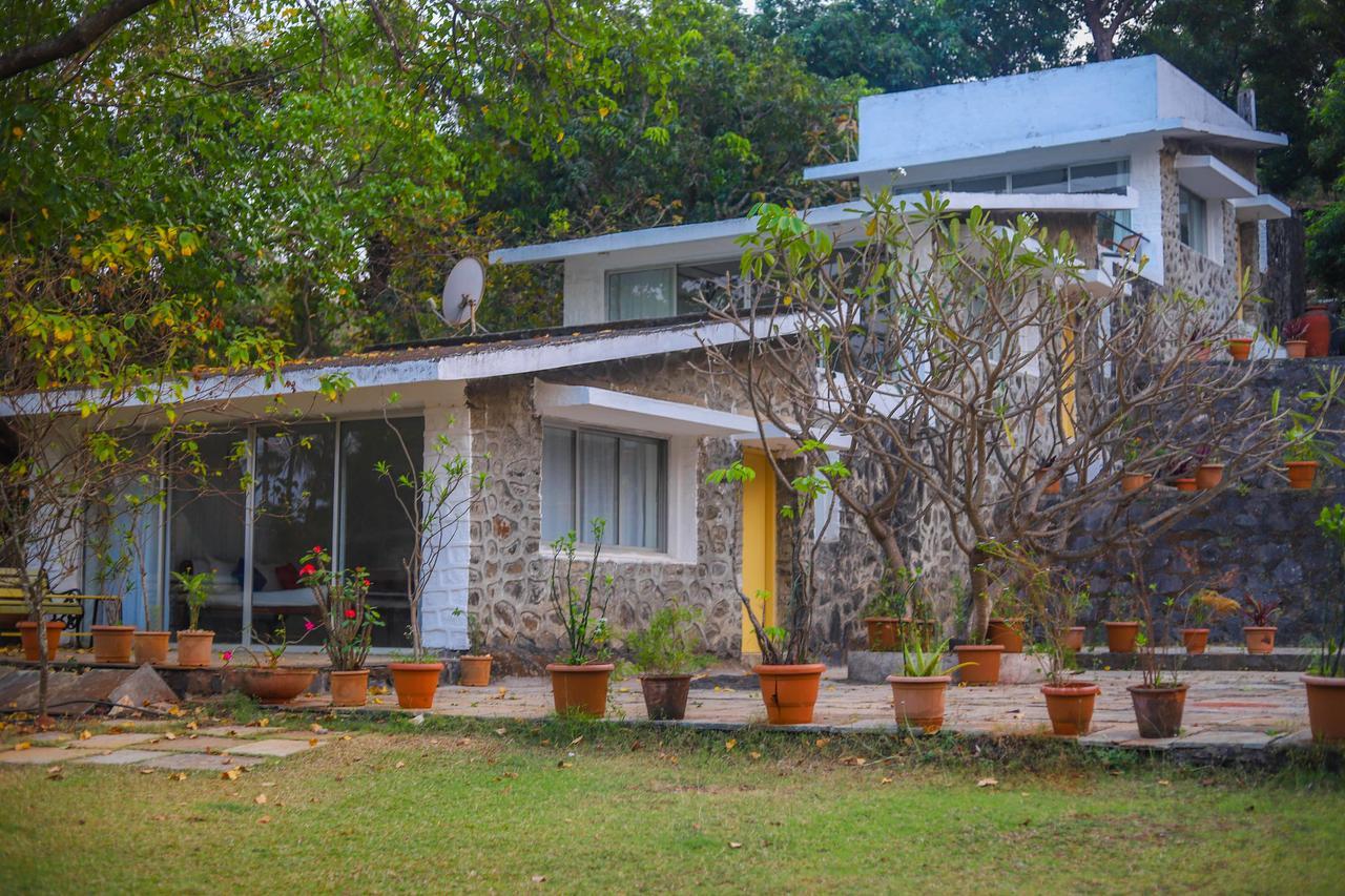 V Resorts Mahua Bagh Murud Nandgaon  Exterior photo